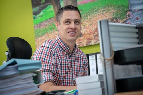 Chris Tolley - Contracts Engineer Kimpton Energy Solutions - North West