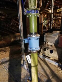 Single flowmeter in place