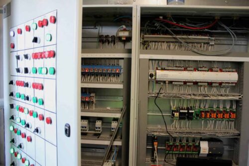 Inside the BMS at Queensferry Plas Derwen PRU by Kimpton