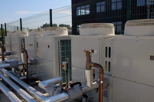 The three Mitsubishi CAHV ASHP units at Queensferry PRU by Kimpton