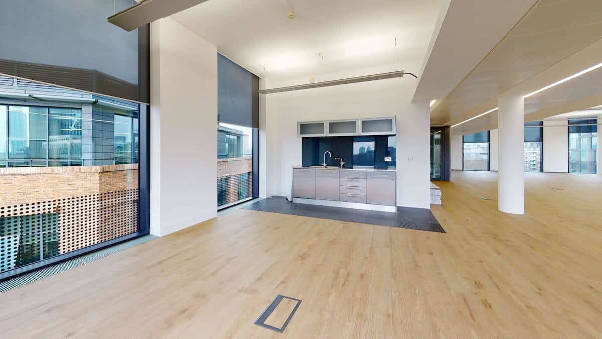 Floor plate at 1 Valentine place showing mini kitchen and open plan format with electrical and mechanical services by Kimpton