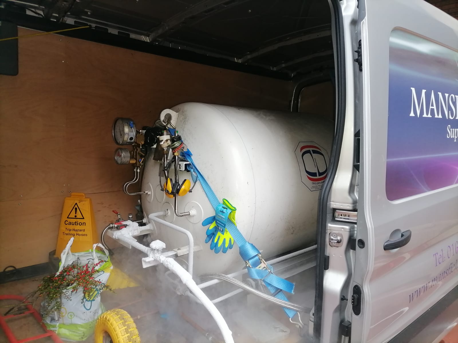 The tank of liquid nitrogen ready for pipe freezing