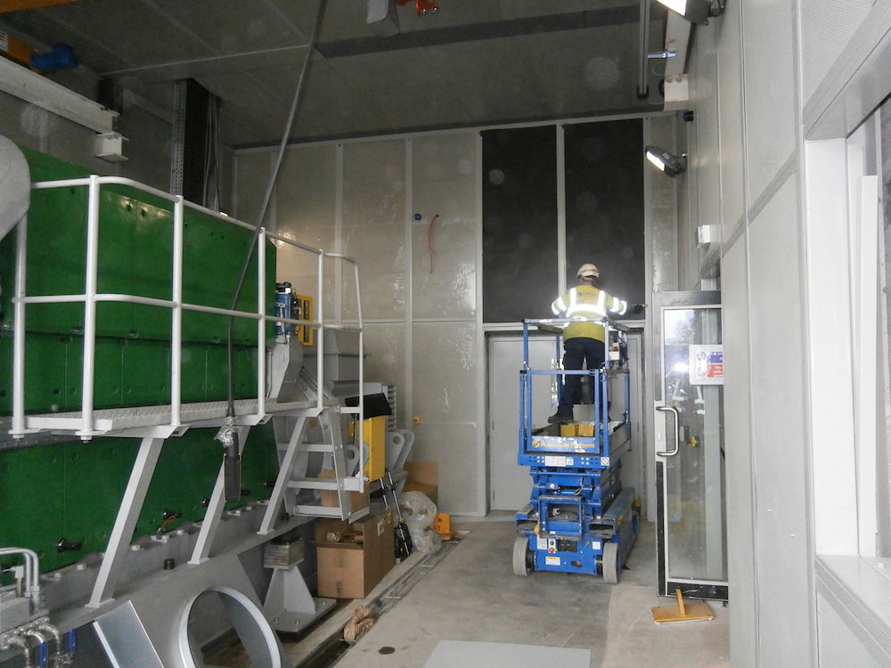 4 The final insulation panels are fitted within the unit