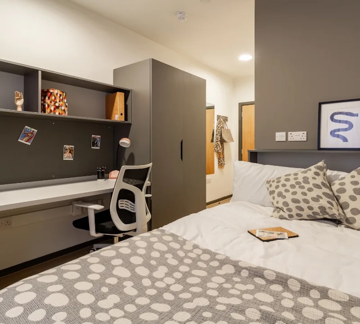 The Bedroom in The Tannery Bath Lane Leicester with mechanical services by Kimpton