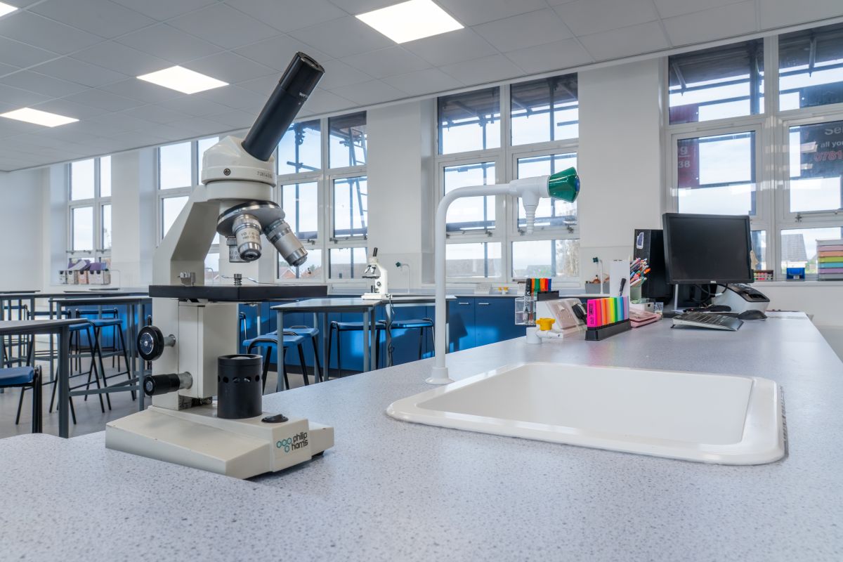 Pensby High School Laboratory 2