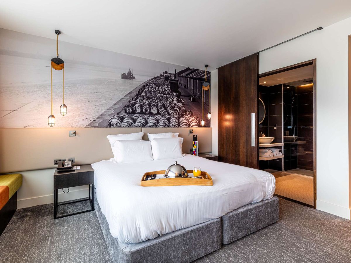 Refurbishment of 200 bedrooms at the Pullman Liverpool 3
